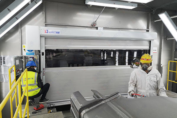 無錫噴涂設備間防爆快速門縮略圖